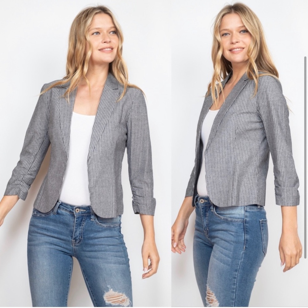 Lightweight striped 3/4 sleeve blazer - Picture 2 of 4